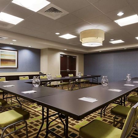 Hampton Inn And Suites Кэмп Спрингс Экстерьер фото